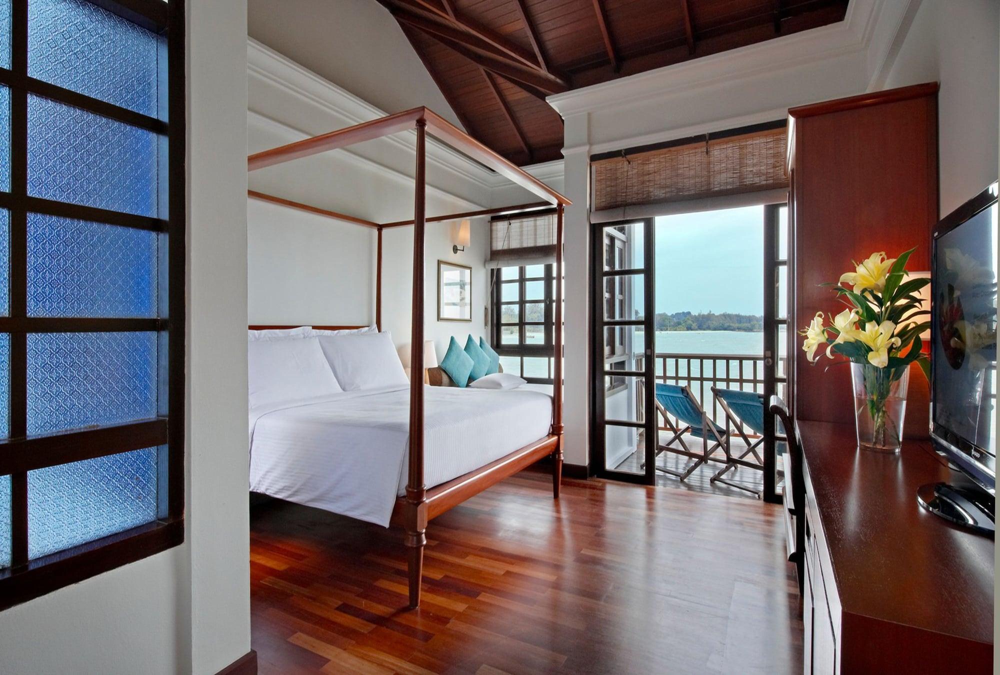 מלון Avillion פורט דיקסון מראה חיצוני תמונה A bedroom at the Royal River Boutique Hotel