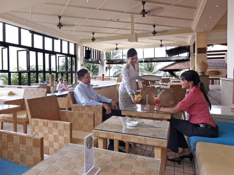 מלון Avillion פורט דיקסון מראה חיצוני תמונה A restaurant in a hotel